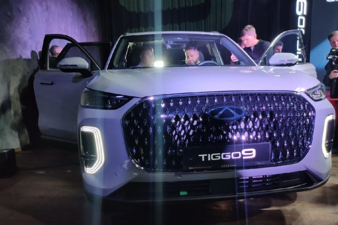 TIGGO 9