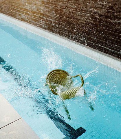 TOM DIXON
